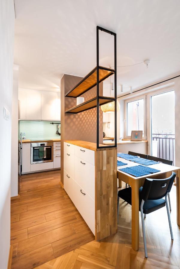 Ochota Artistic Space Apartment Warsaw Exterior photo